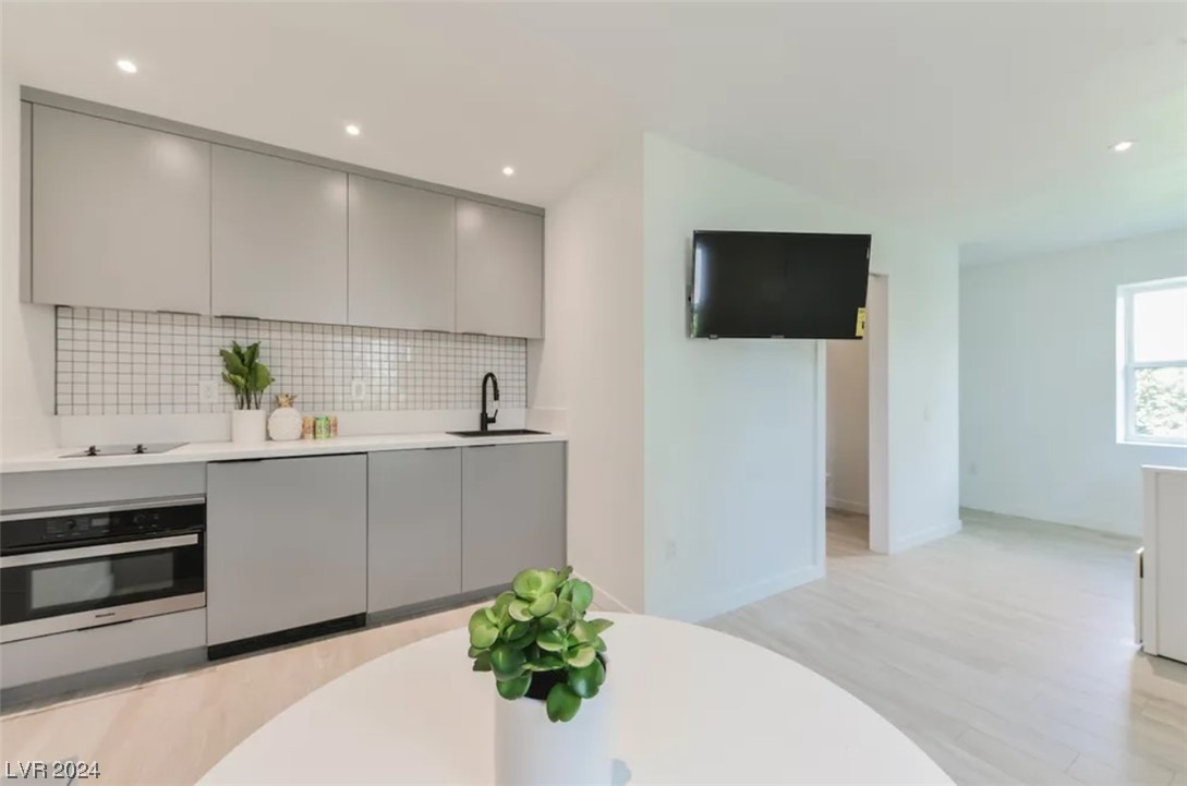 715 South 3rd Street 10