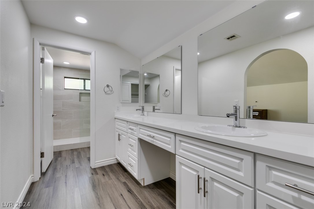 2809 Glendevon Circle -