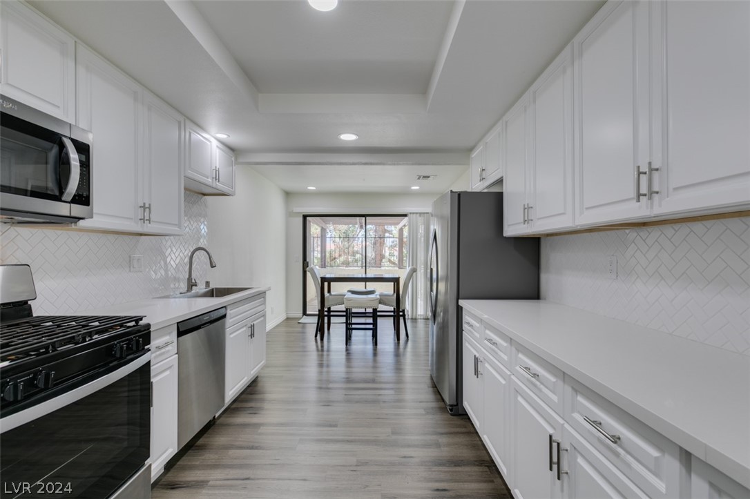 2809 Glendevon Circle -