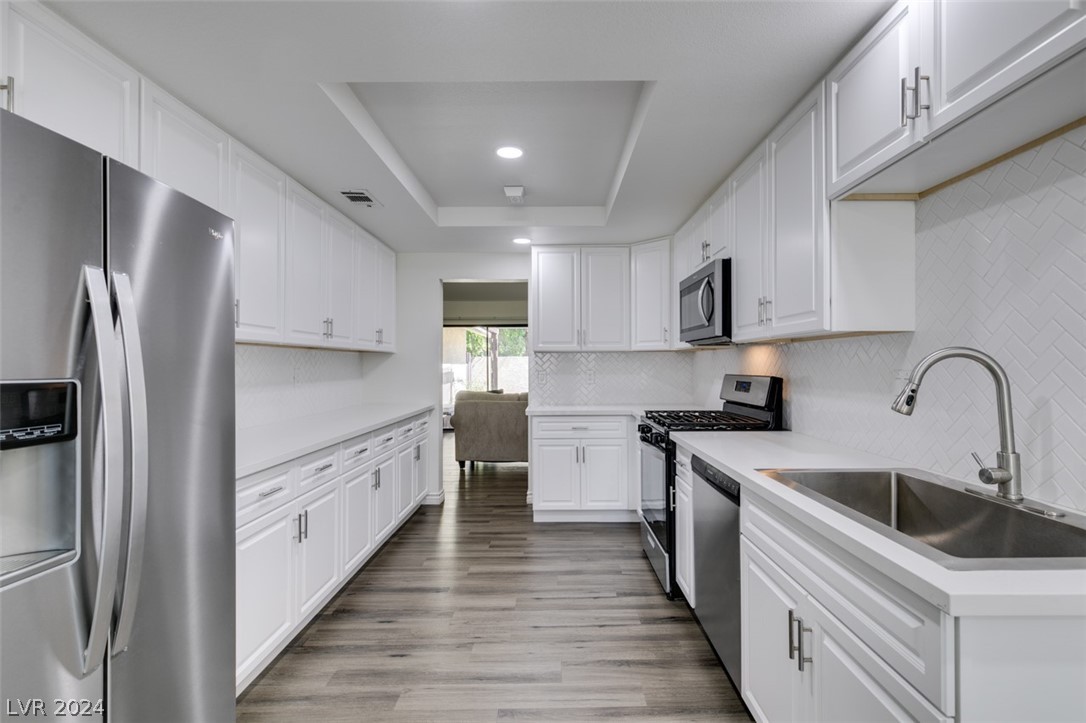 2809 Glendevon Circle -