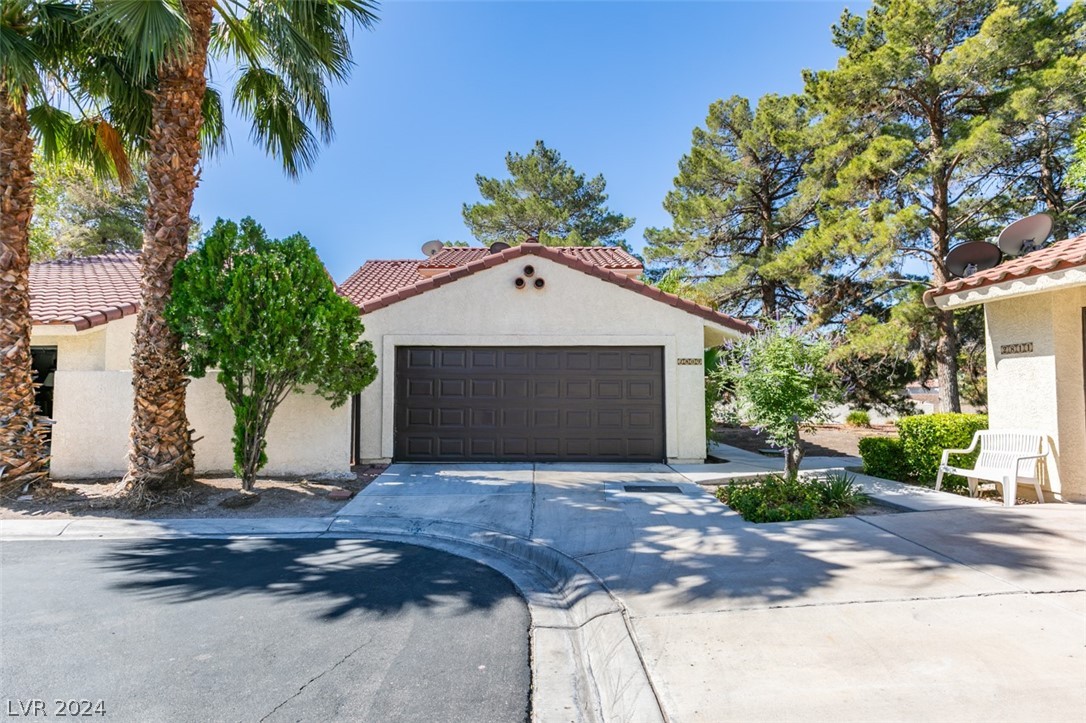 2809 Glendevon Circle -