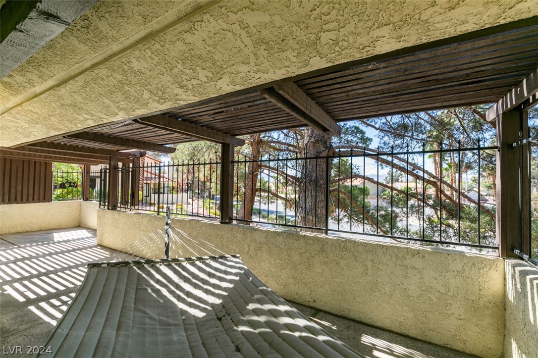 2809 Glendevon Circle -