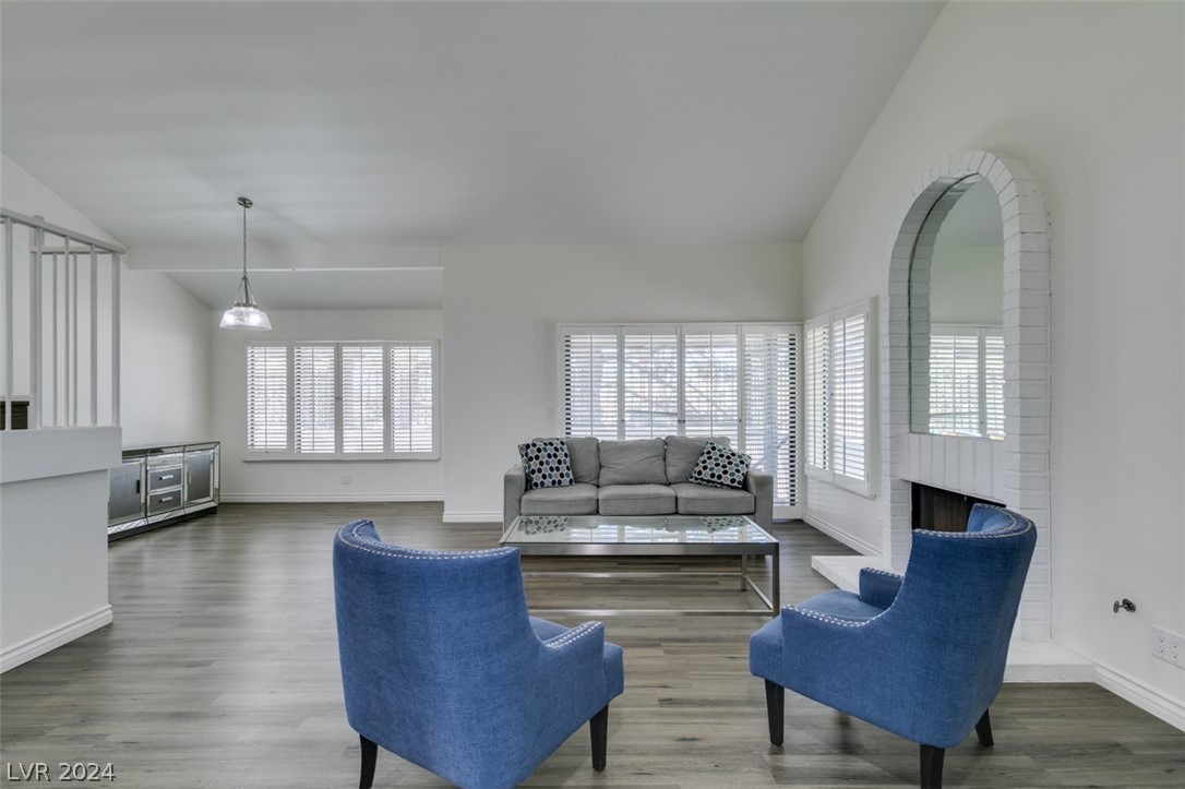 2809 Glendevon Circle -