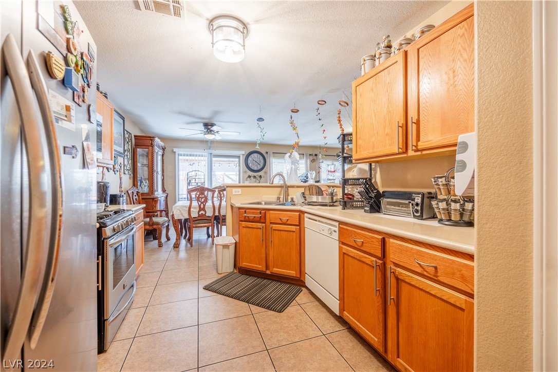 6560 Holly Bluff Court