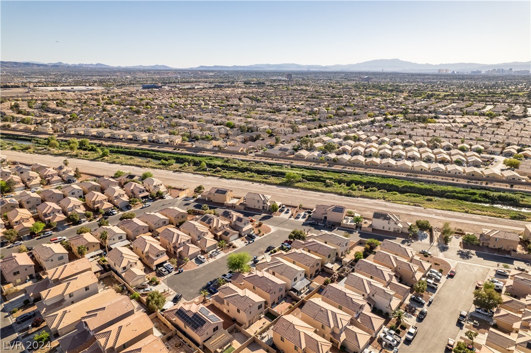 6560 Holly Bluff Court