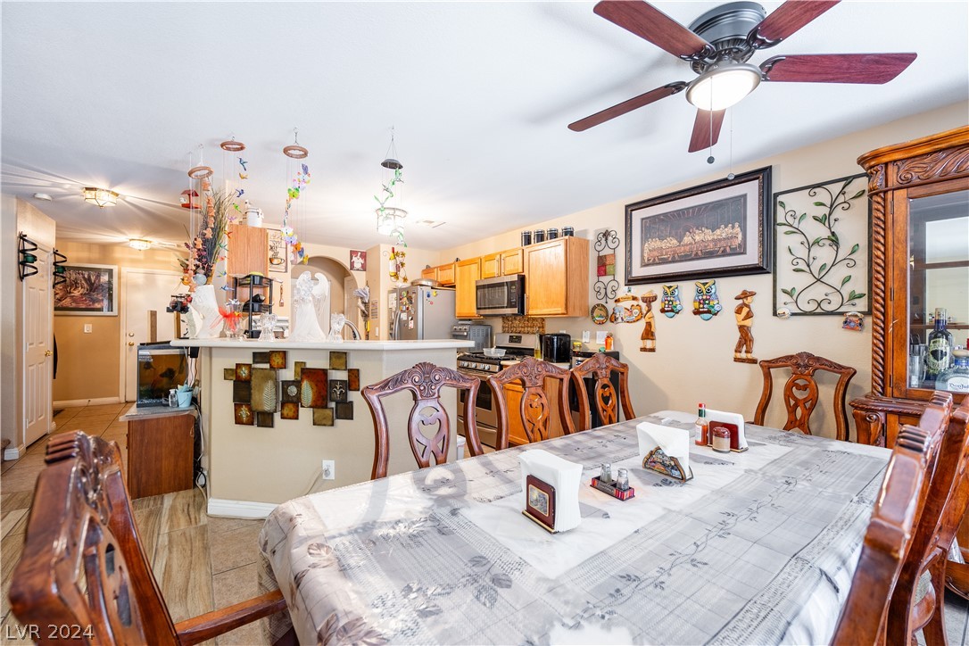 6560 Holly Bluff Court
