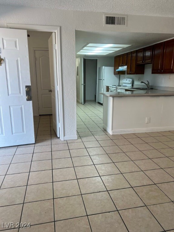 2217 North Jones Boulevard 1