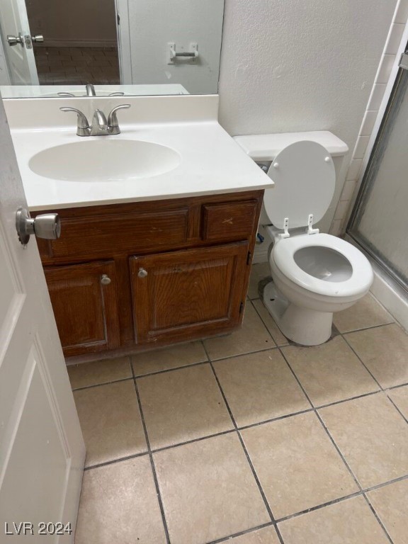 2217 North Jones Boulevard 1