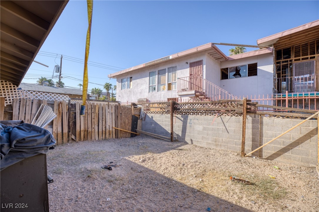 3801 Royal Crest Street