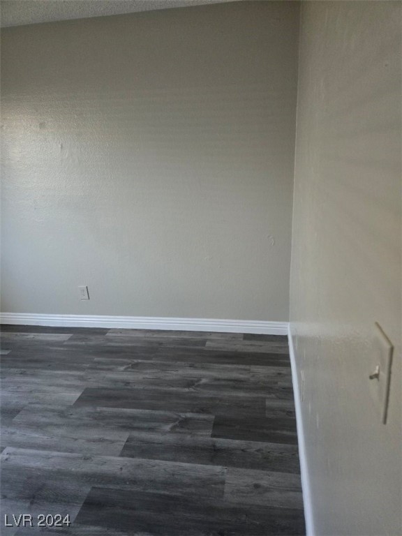 1956 Cosmic Drive 1011