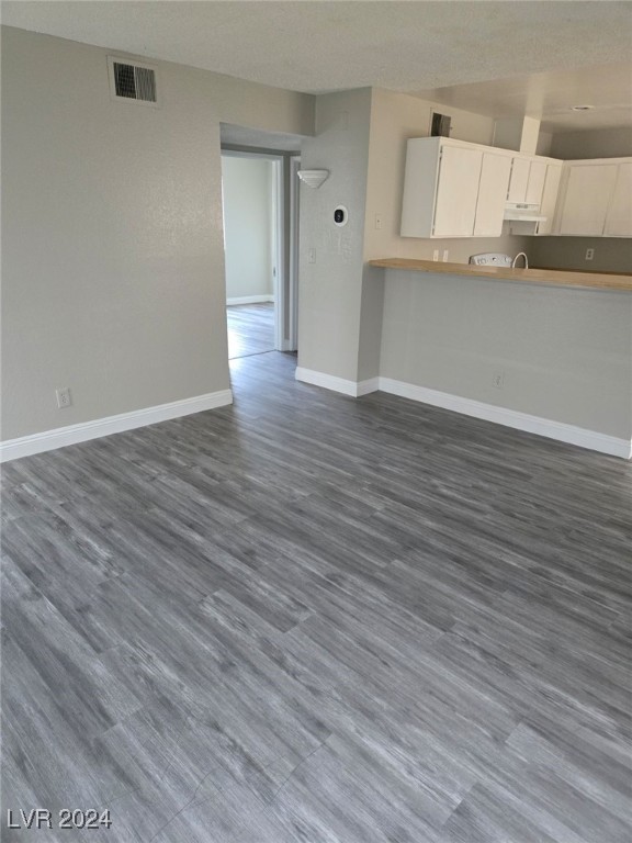 1956 Cosmic Drive 1011