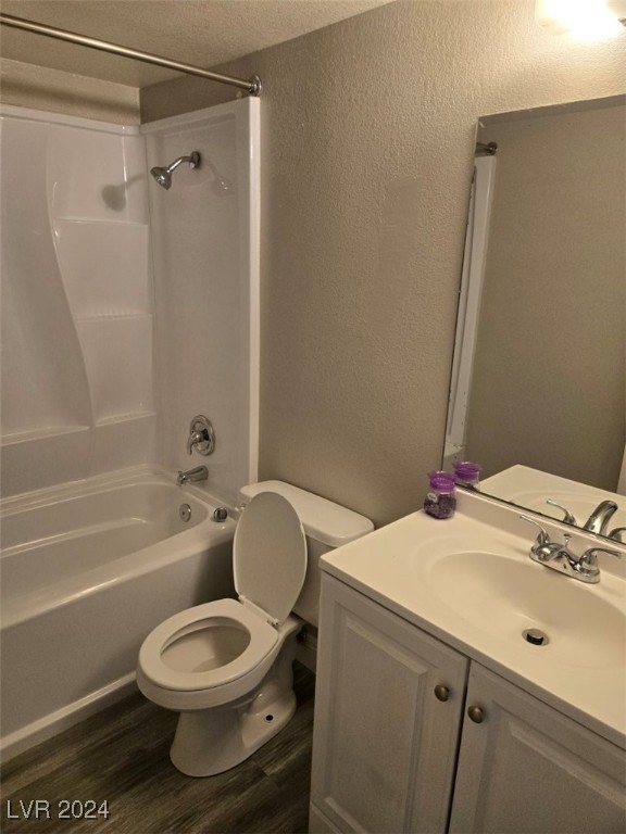 1956 Cosmic Drive 1011