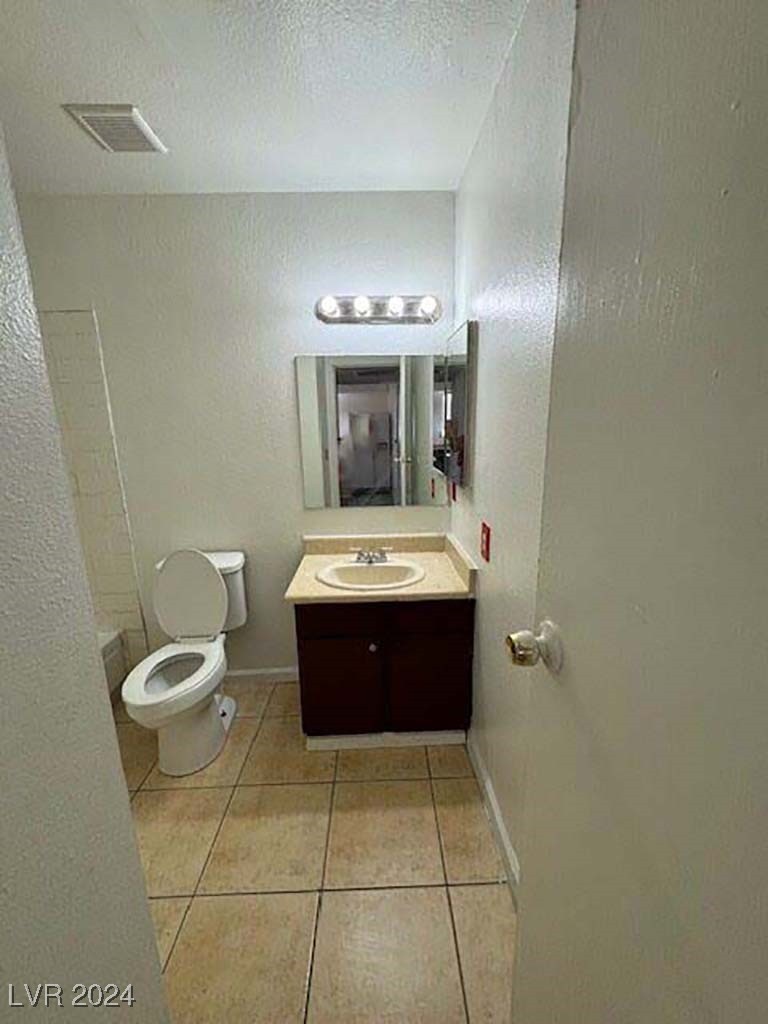 25 Gold Bar Court D