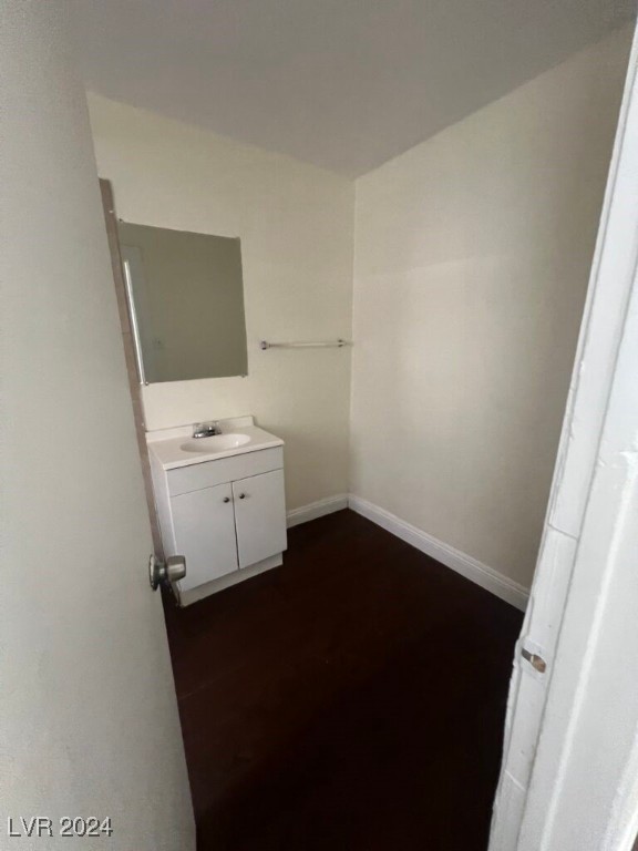 413 West Van Buren Avenue 8