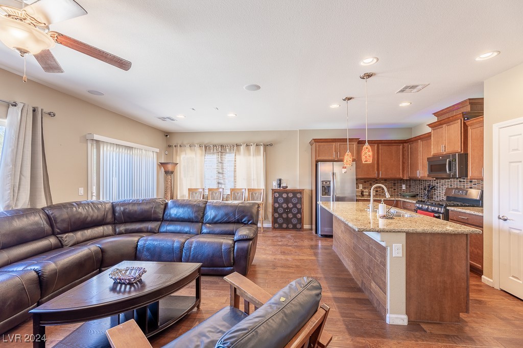 7919 Saber Tooth Street