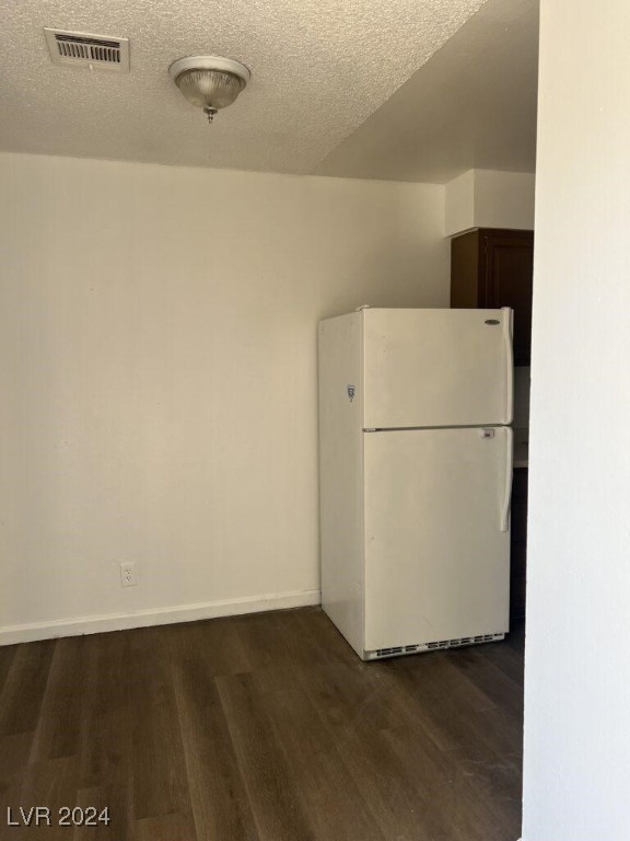 1725 Stewart Avenue 4