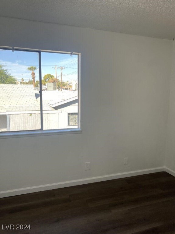 1725 Stewart Avenue 4