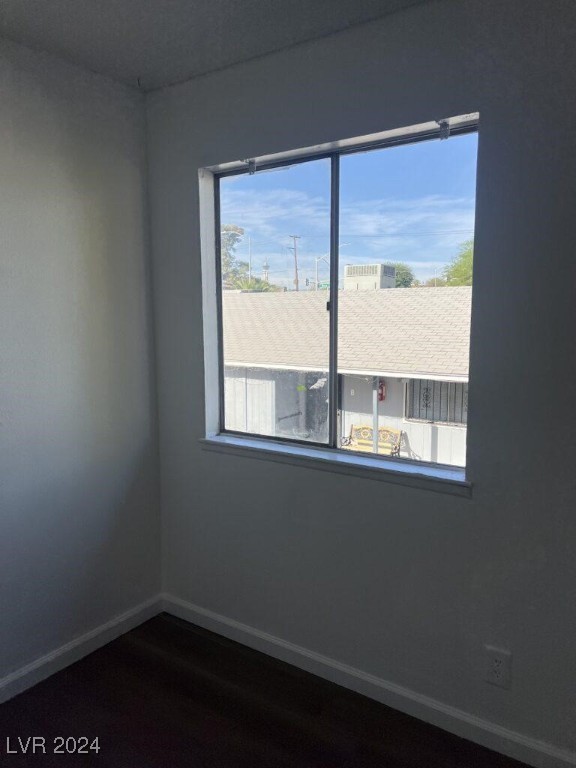 1725 Stewart Avenue 4