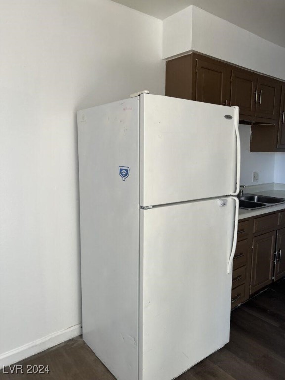 1725 Stewart Avenue 4