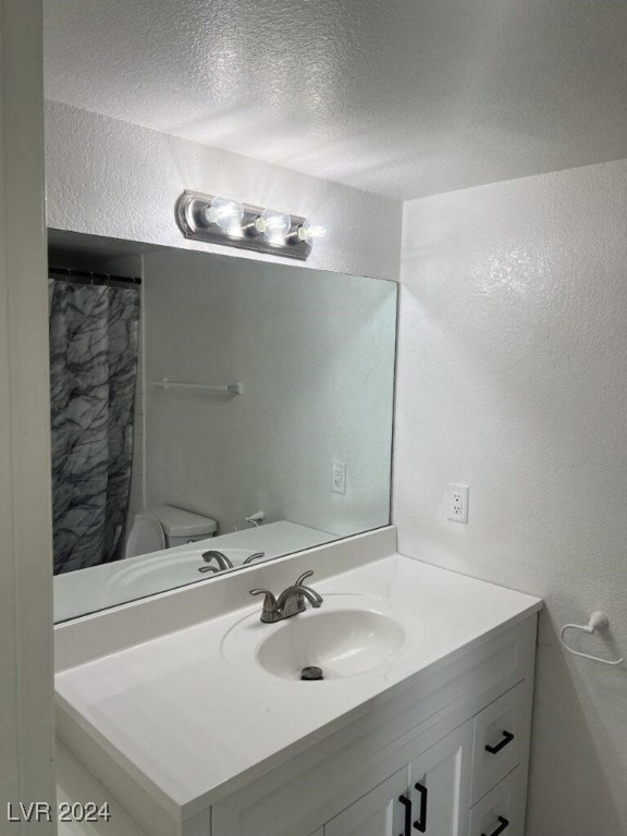 2221 North Jones Boulevard 3