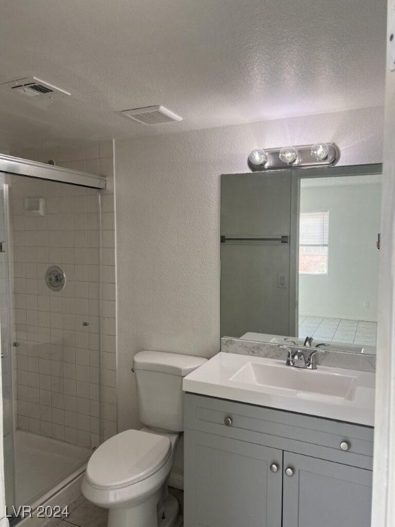 2221 North Jones Boulevard 3