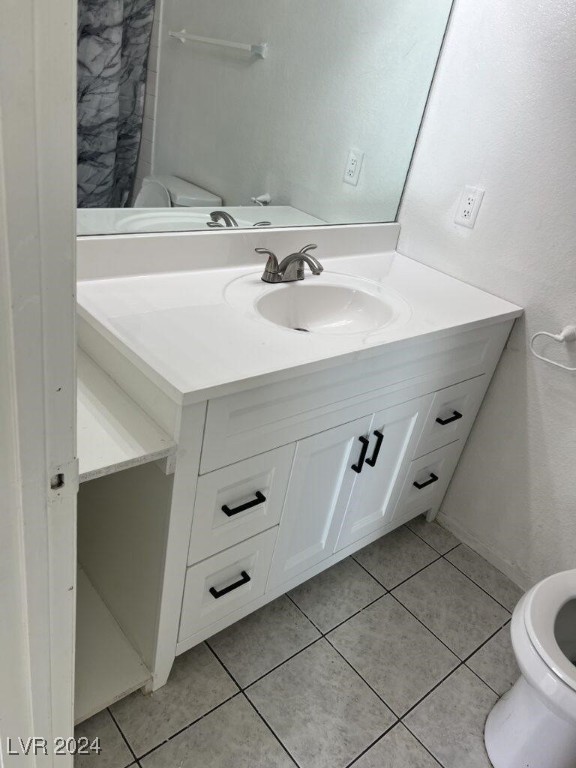 2221 North Jones Boulevard 3