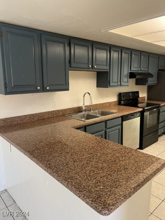 2221 North Jones Boulevard 3