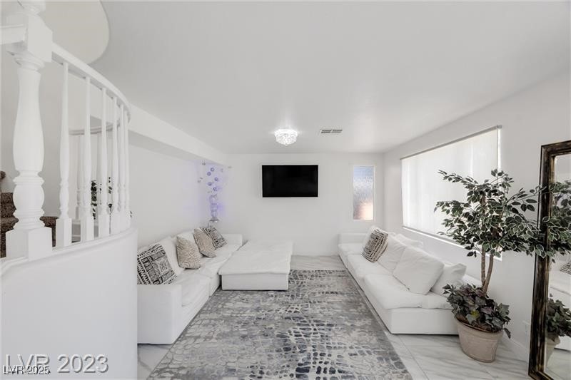 9893 Canyon Peak Drive