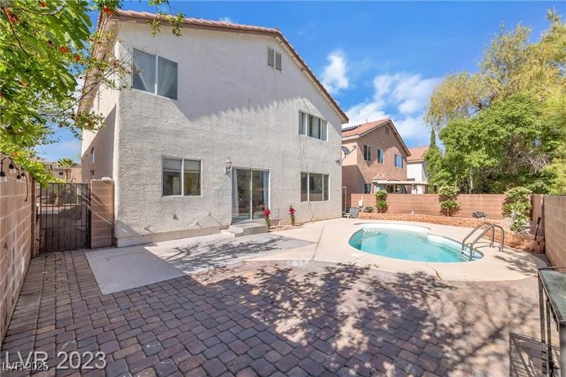 9893 Canyon Peak Drive