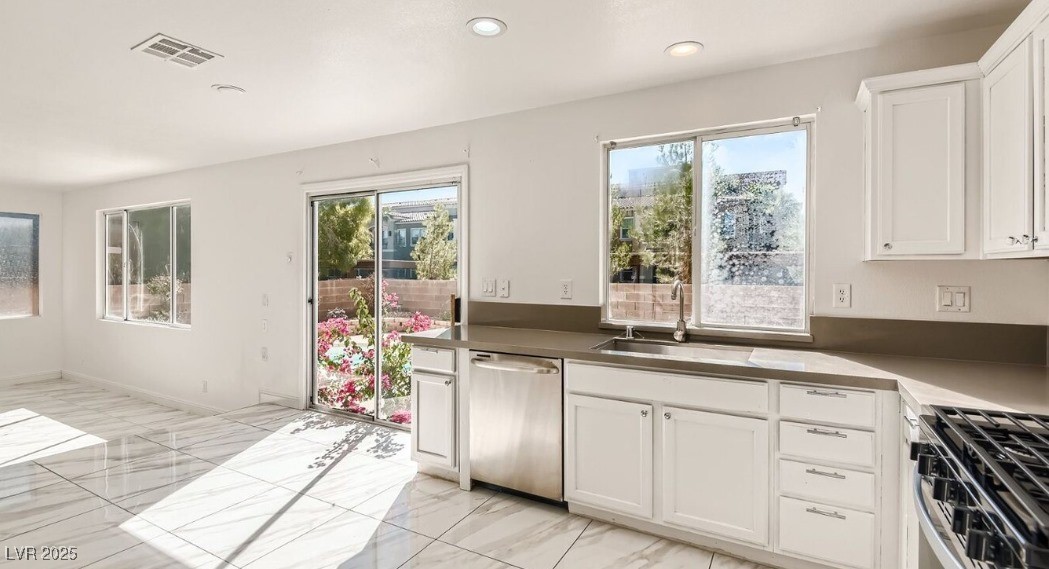 9893 Canyon Peak Drive