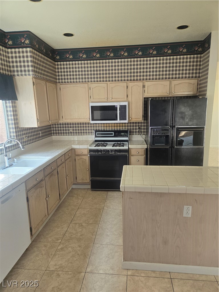 2312 Reddon Circle