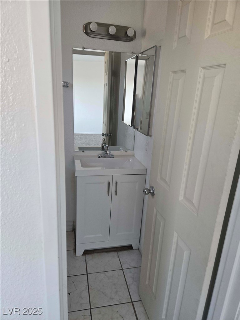 305 North 10th Street 28