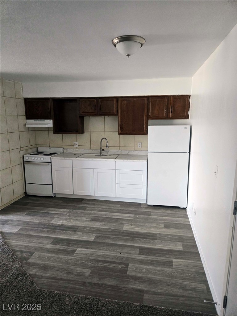 305 North 10th Street 28