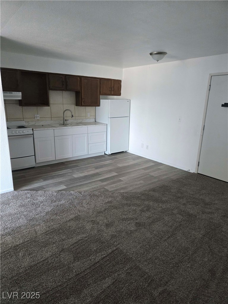 305 North 10th Street 28