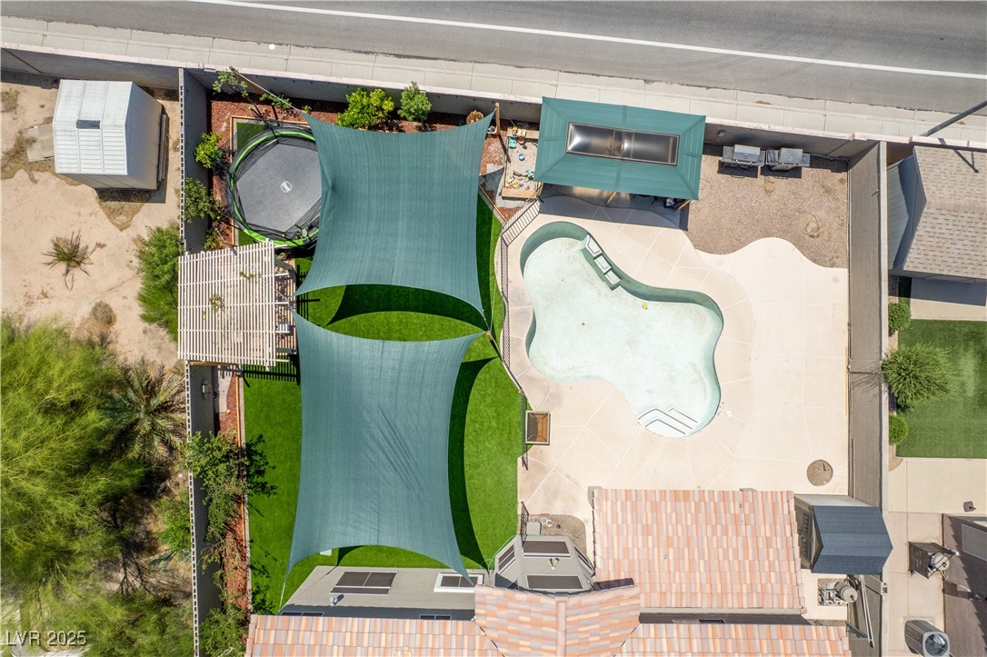 747 Canyon Crest Drive