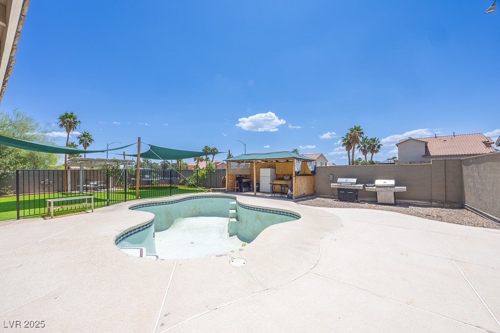 747 Canyon Crest Drive