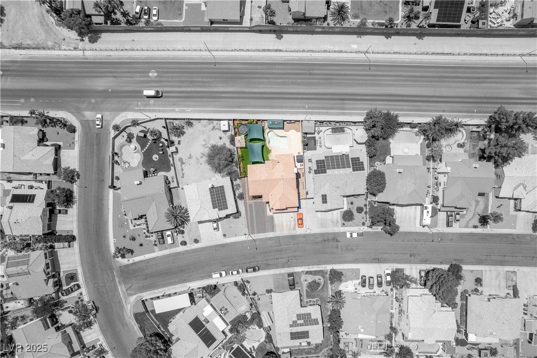 747 Canyon Crest Drive