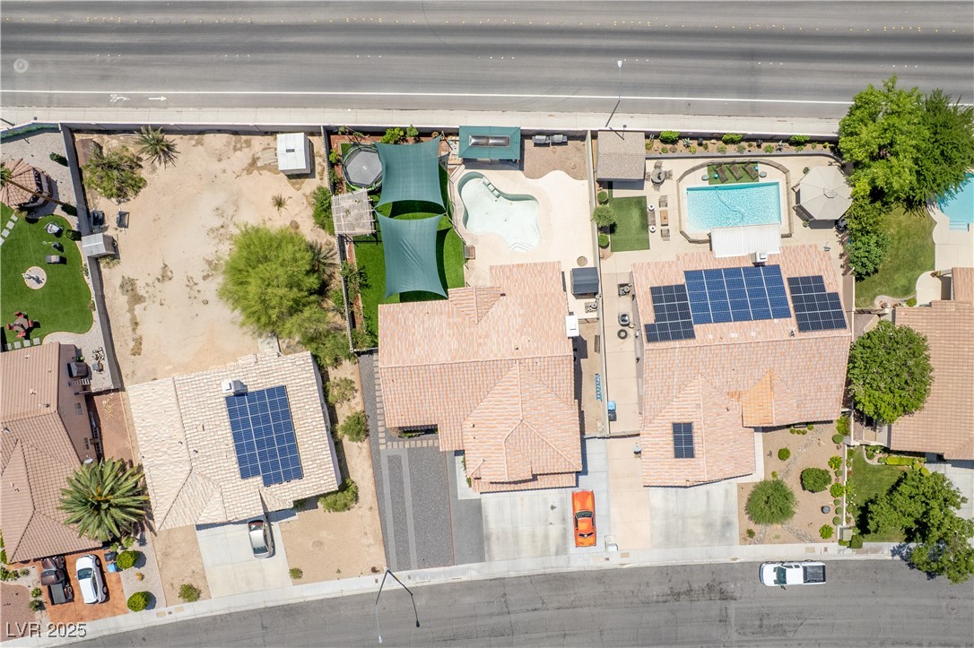 747 Canyon Crest Drive