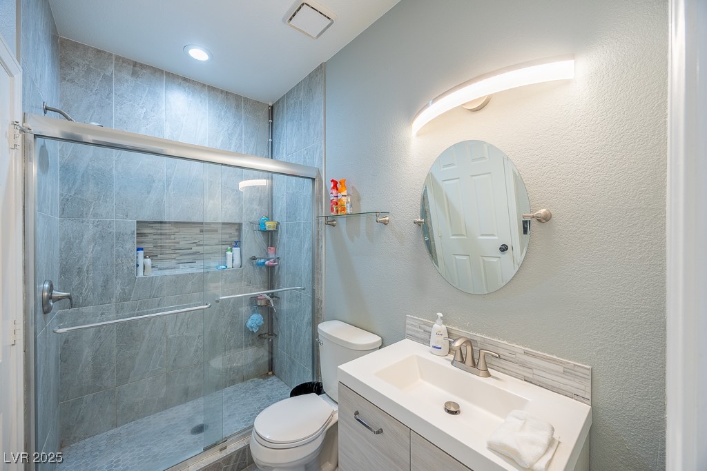 747 Canyon Crest Drive