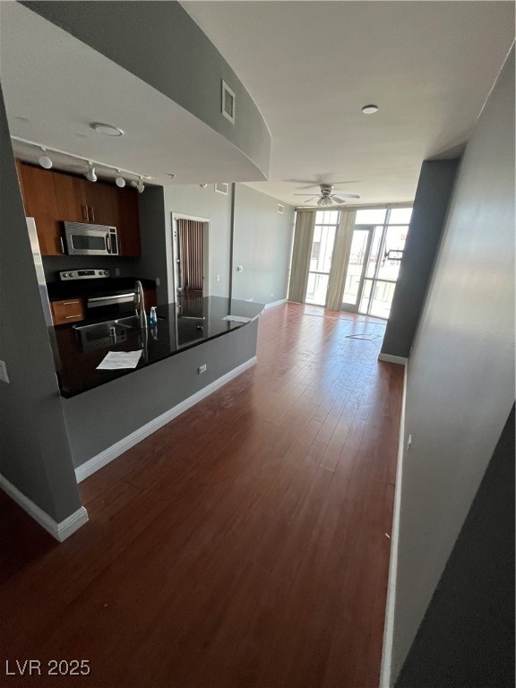 200 West Sahara Avenue 209