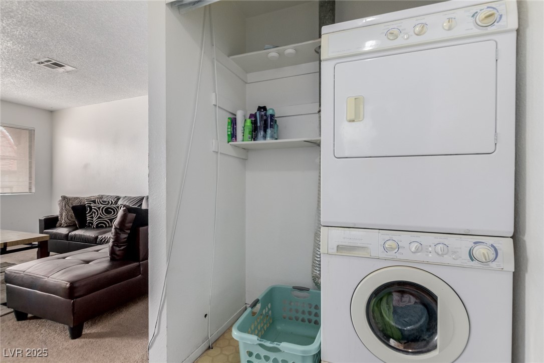 4300 North Lamont Street 209