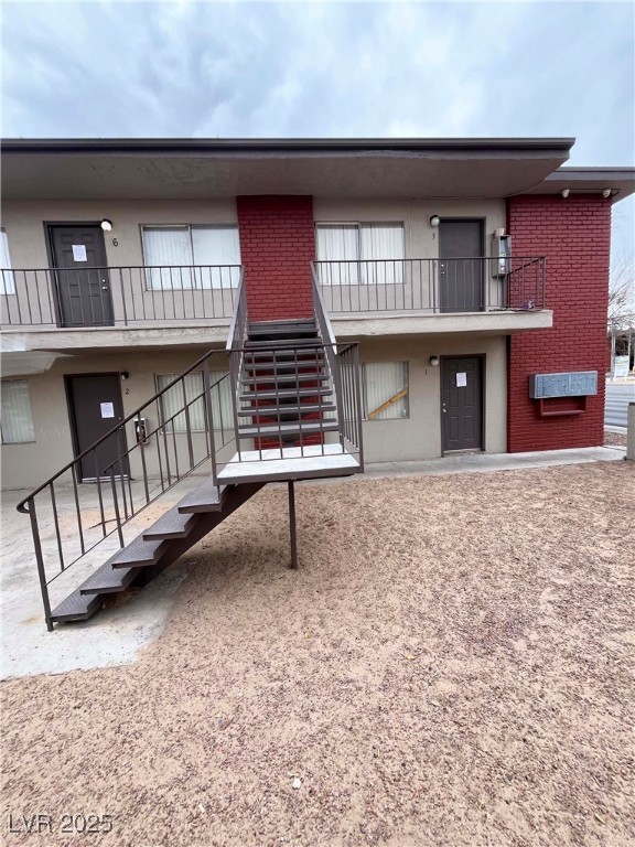 1121 East Desert Inn Road 6