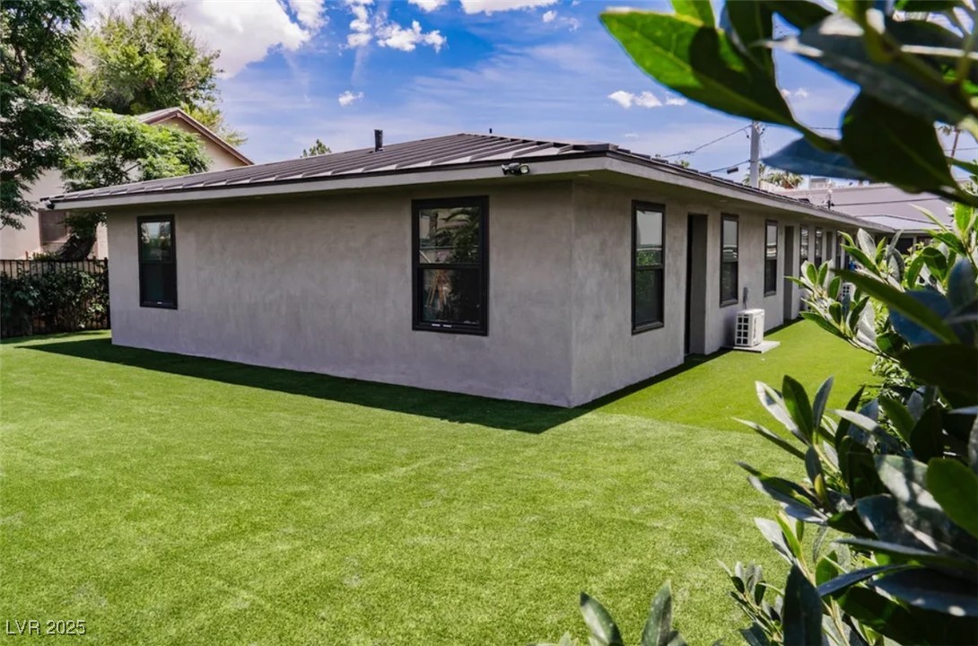 715 South 3rd Street 3