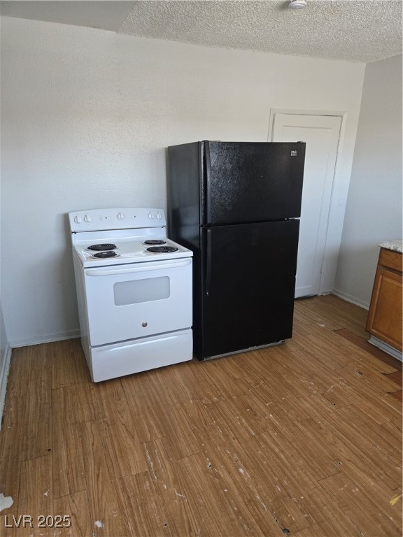 622 West McWilliams Avenue 6