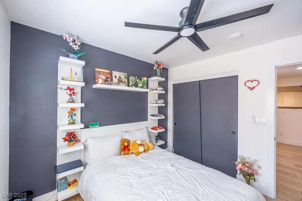 4829 River Splash Avenue