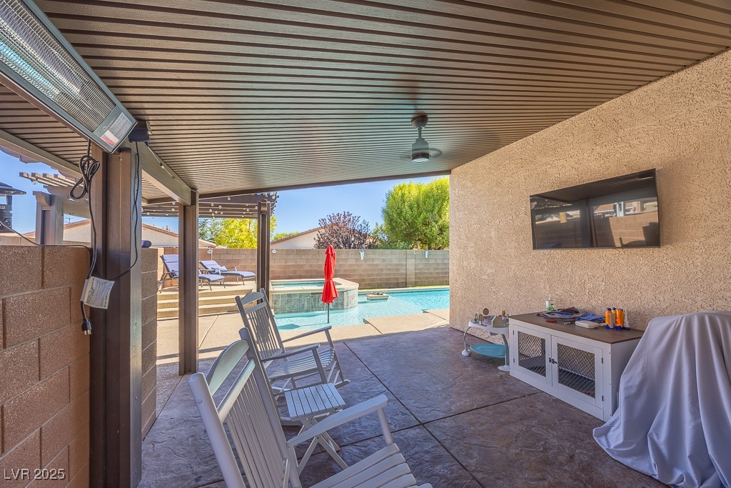 4829 River Splash Avenue