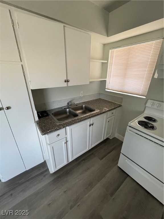 3801 Royal Crest Street