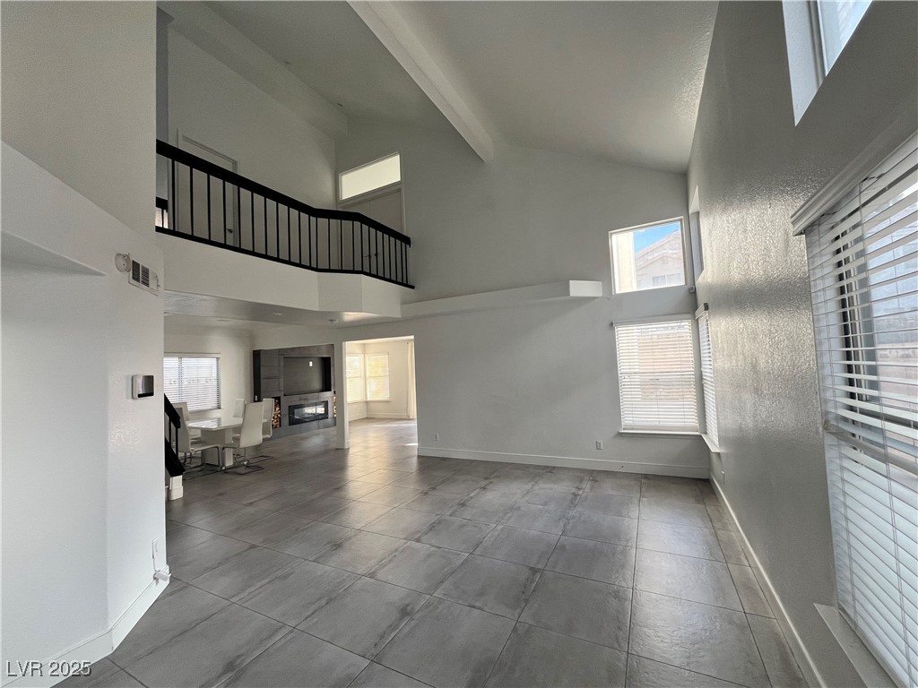 9229 Magic Flower Avenue