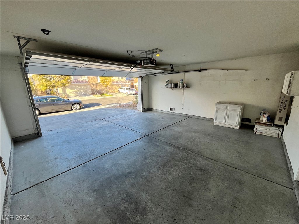 9229 Magic Flower Avenue