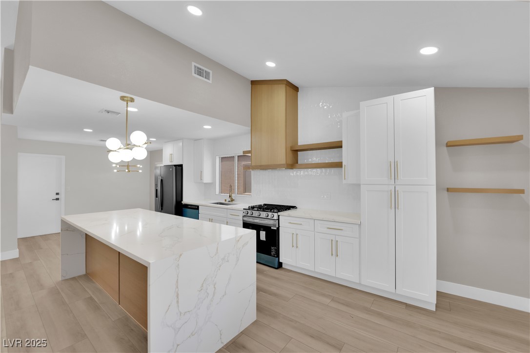 9452 Gold Mountain Drive